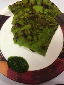 Palak Ka Cheela Recipe